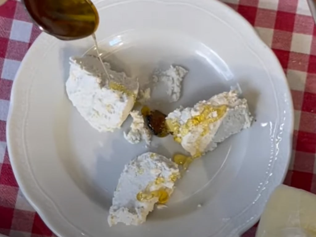 Tagliere di Formaggi al Tartufo